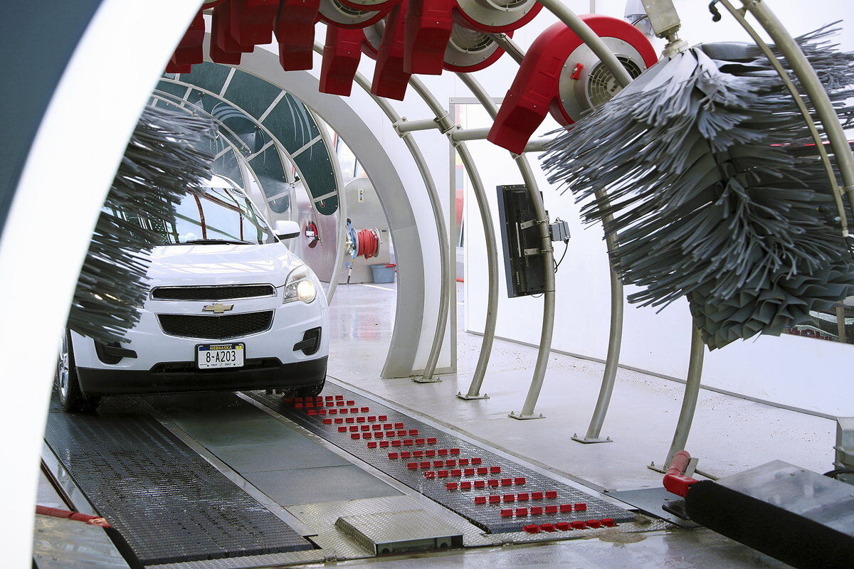 061021 Tomy's Car Wash 6